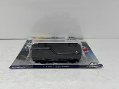 Hot Wheels Premium Cargo Carriers Honda Odyssey 1:64 Diecast