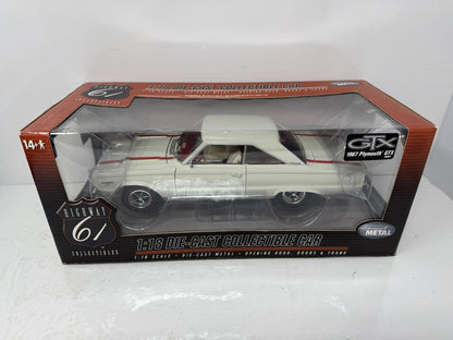 Highway 61 1967 Plymouth GTX 1:18 Diecast