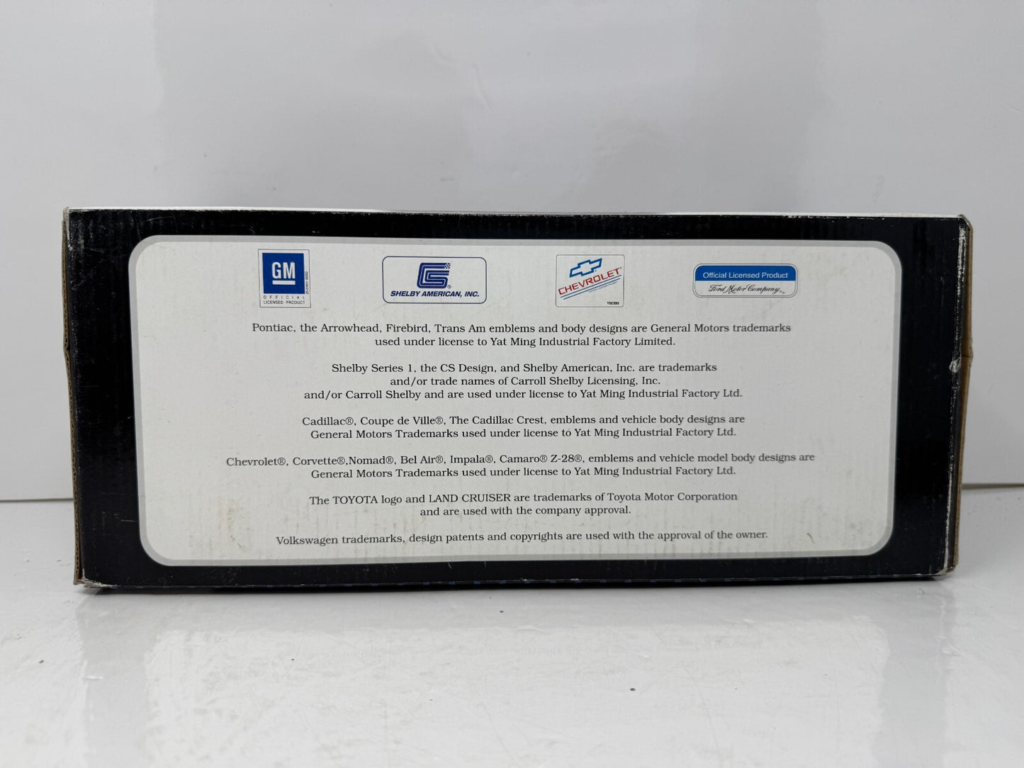 Yat Ming Road Signature 1957 Chevrolet Nomad 1:18 Diecast