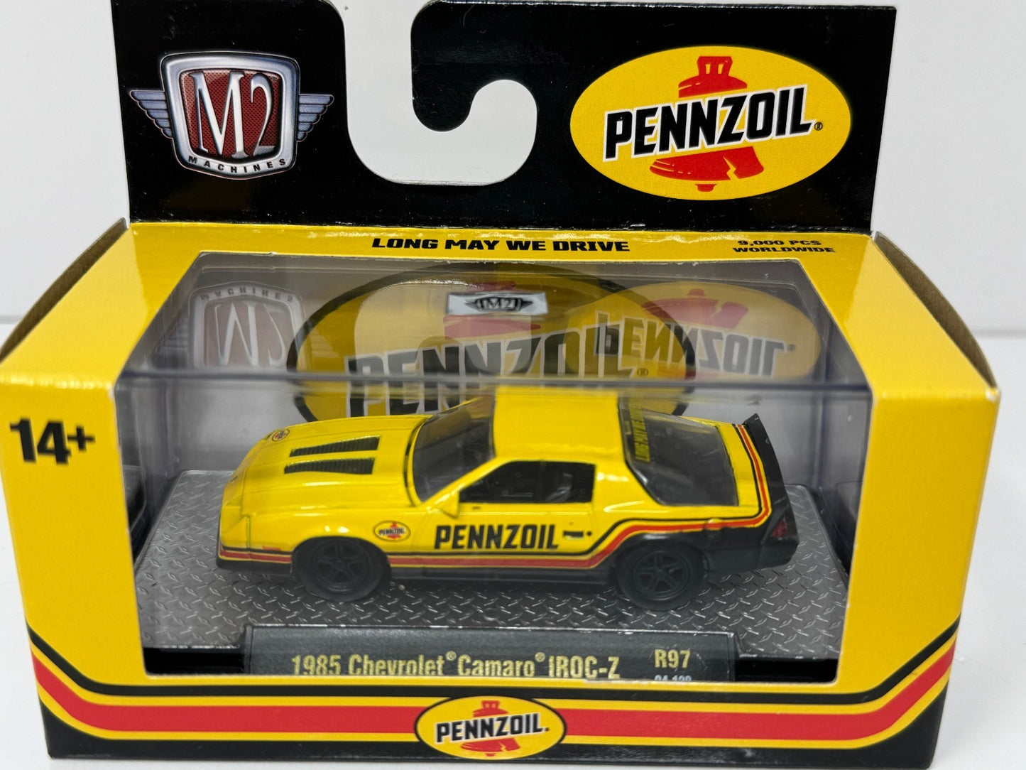 M2 Machines Pennzoil 1985 Chevrolet Camaro IROC-Z 1:64 Diecast