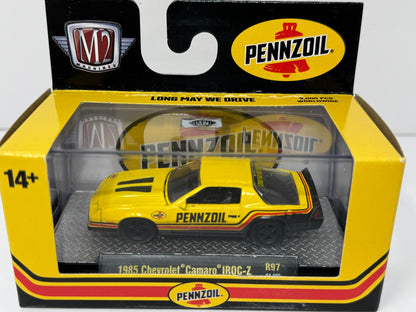 M2 Machines Pennzoil 1985 Chevrolet Camaro IROC-Z 1:64 Diecast