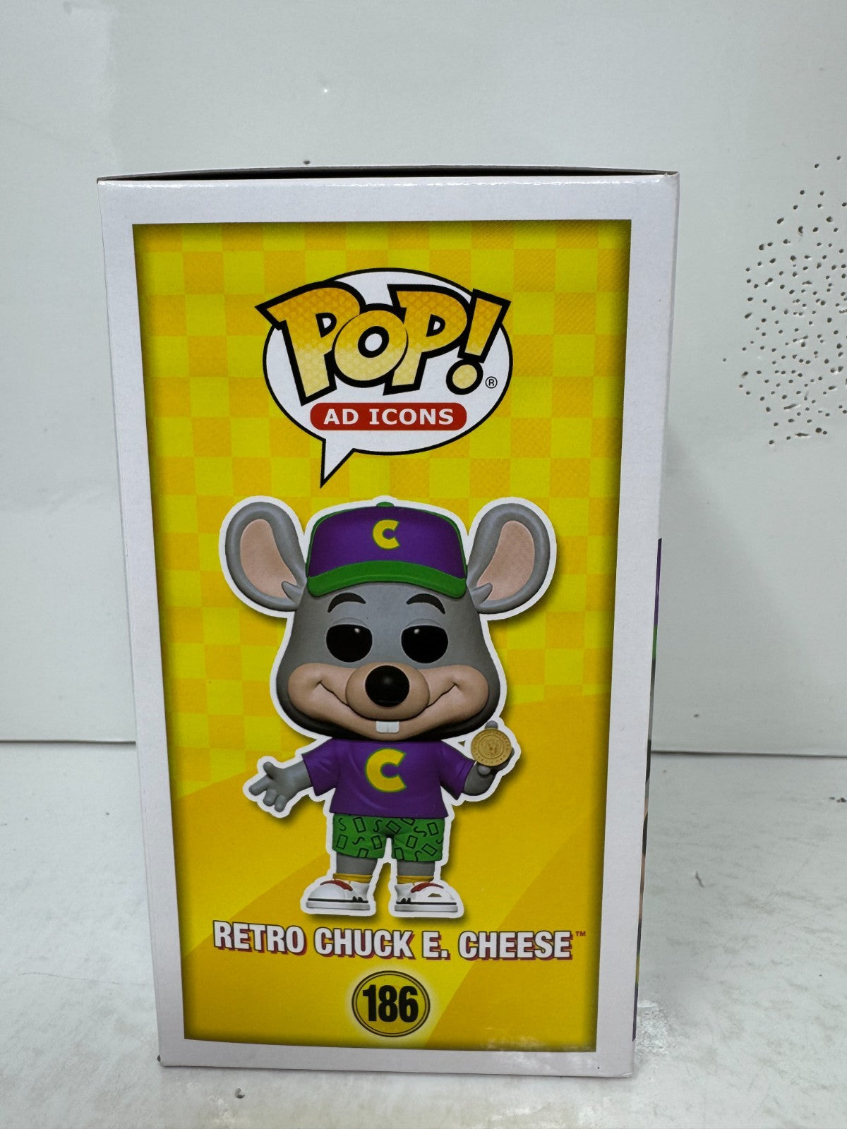 Funko Pop! AD Icons Chuck E. Cheese's #186 Retro Chuck E. Cheese Vinyl Figure