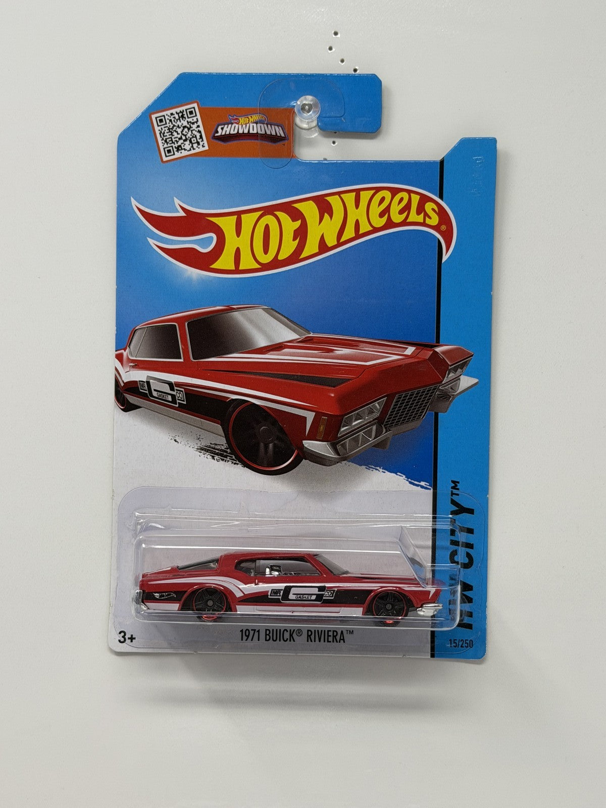 Hot Wheels HW City 1971 Buick Riviera 1:64 Diecast Red
