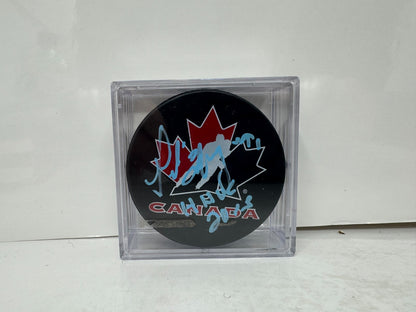 Geraldine Heaney Team Canada Signed NHL Autograph Puck Blue Auto