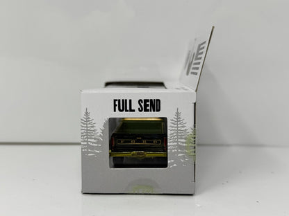 M2 Machines Built With Grit And Glory 1972 Ford F250 Explorer CHASE 1:64 Diecast