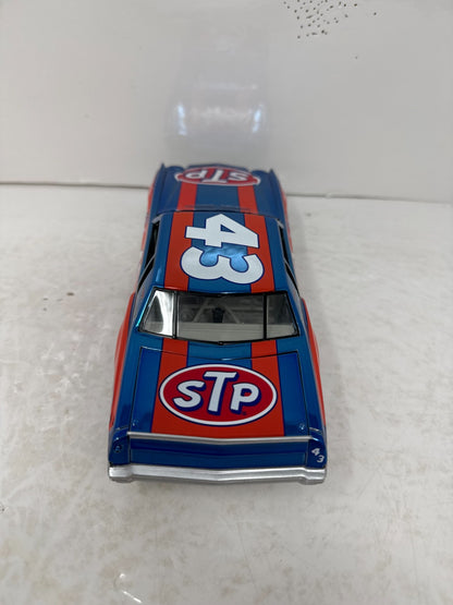 Action Nascar #43 Richard Petty STP Chevy 400 Win 1980 Monte Carlo 1:24 Diecast