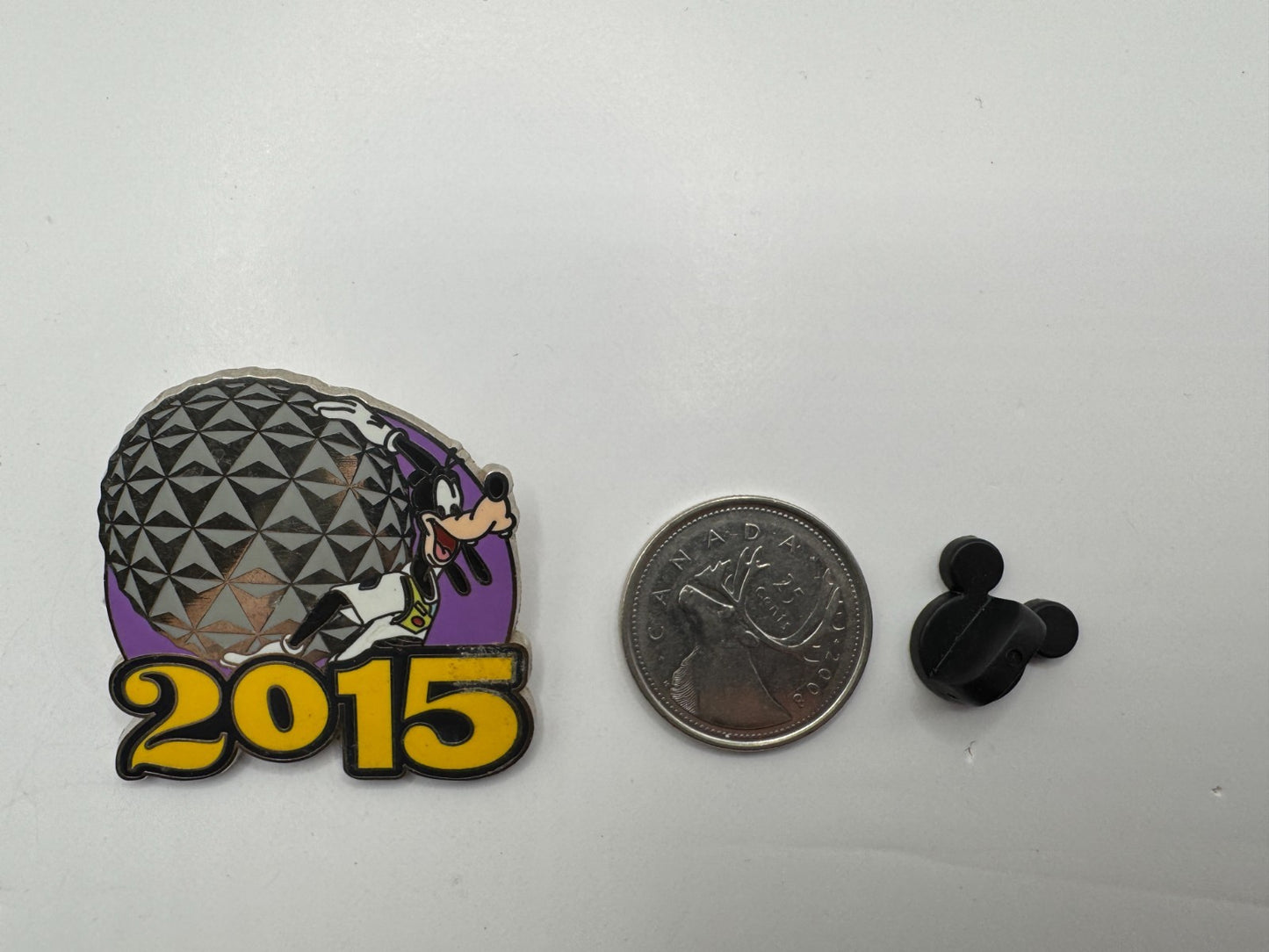 WDW Disney Goofy EPCOT 2015 Starter Trading Pin DC2S12