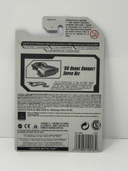Hot Wheels Muscle Mania 1969 Dodge Coronet Super Bee 1:64 Diecast Orange