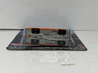 Hot Wheels Premium American Scene 1969 Chevrolet Chevelle SS 396 1:64 Diecast