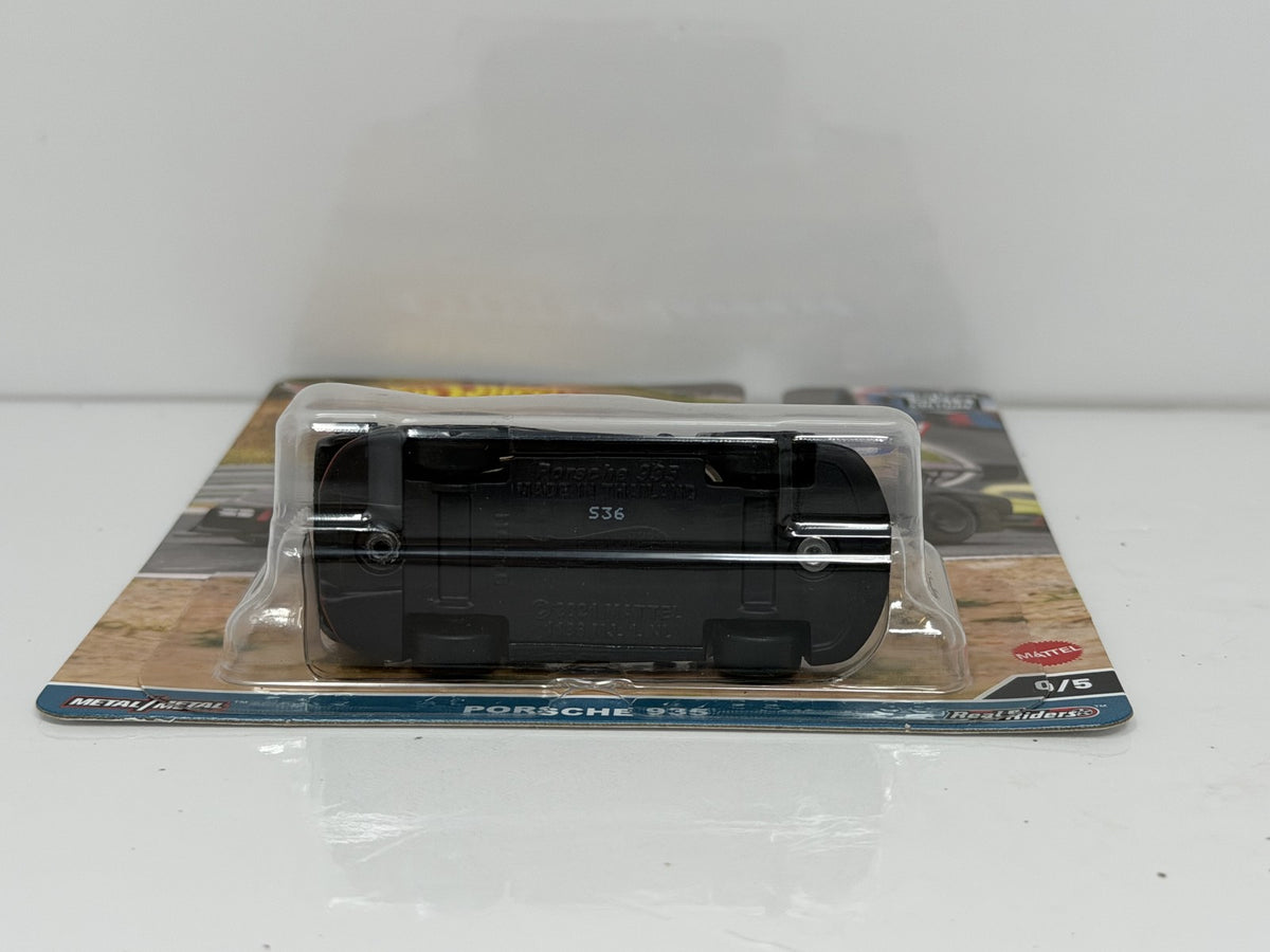Hot Wheels Premium Race Day Porsche 935 CHASE 0/5 1:64 Diecast