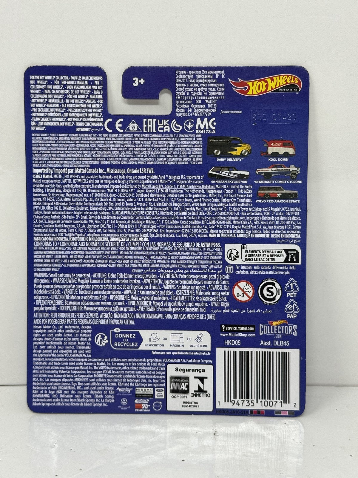 Hot Wheels Premium Toyo Tires 1969 Nissan Skyline Van 1:64 Diecast