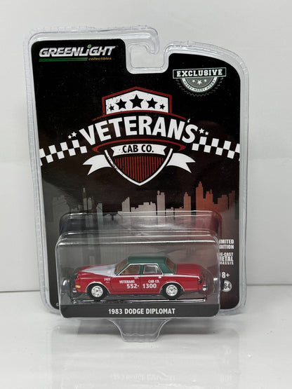 Greenlight Veterans Cab Co. 1983 Dodge Diplomat Taxi 1:64 Diecast