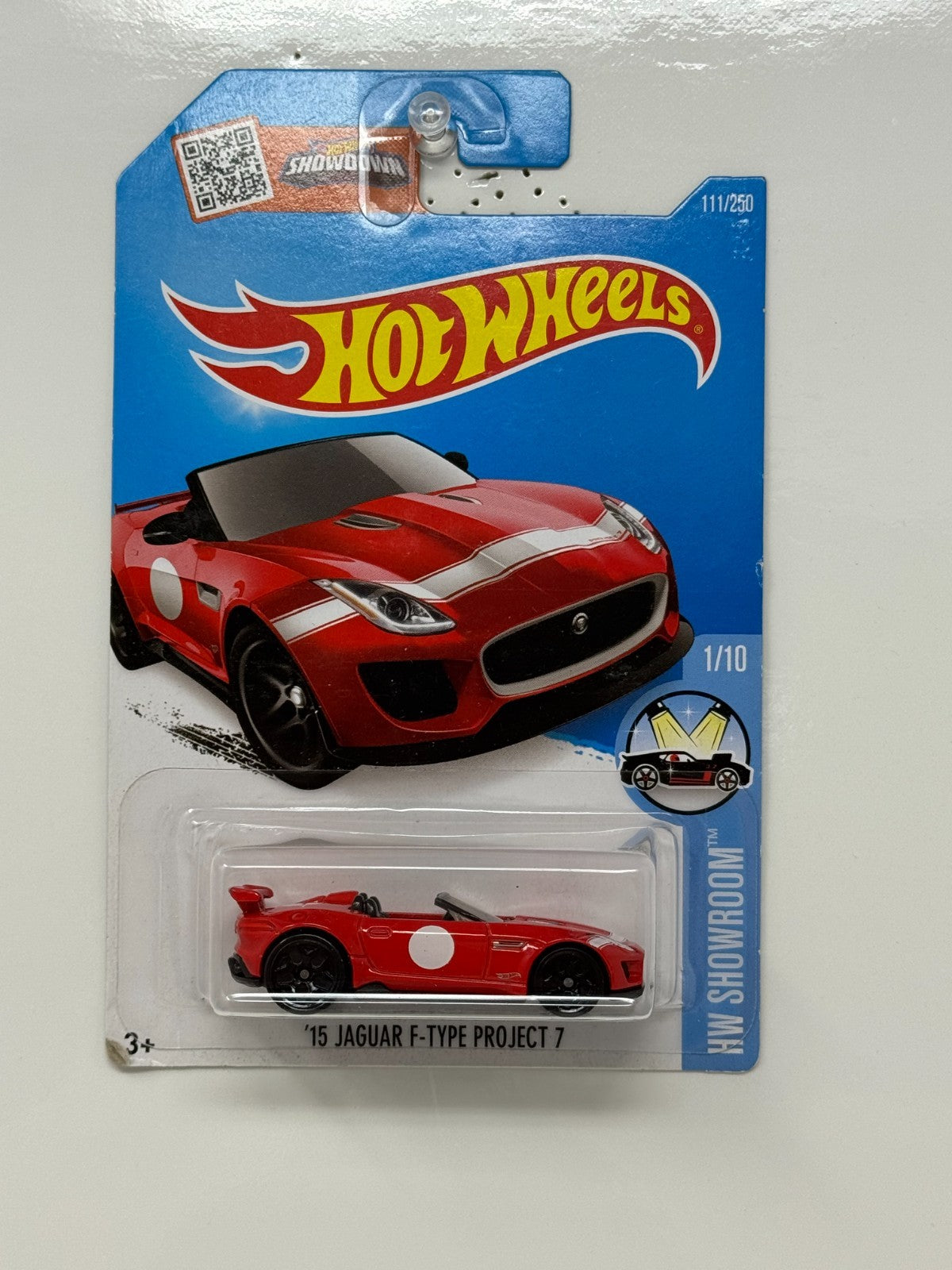 Hot Wheels Showroom 2015 Jaguar F-Type Project 7 1:64 Diecast Red