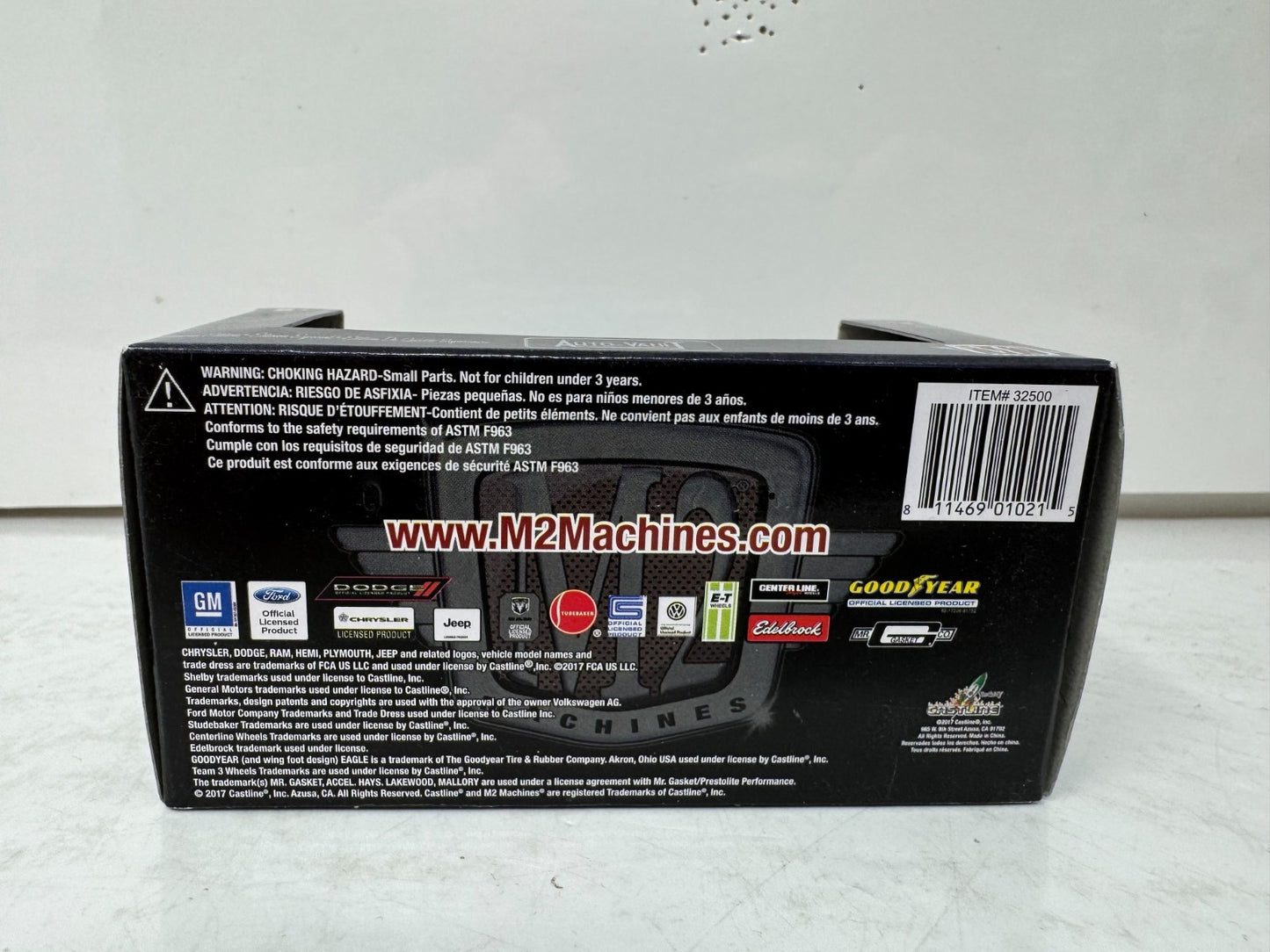 M2 Machines Auto Vault 1958 Plymouth Fury 1:64 Diecast
