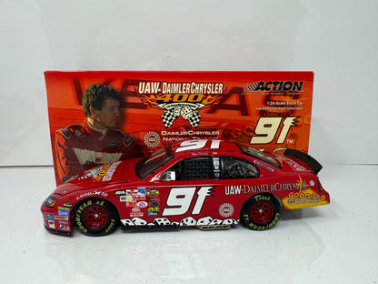 Action NASCAR Bill Elliott #9 Daimler Chrysler 2004 Dodge Intrepid 1:24 Diecast