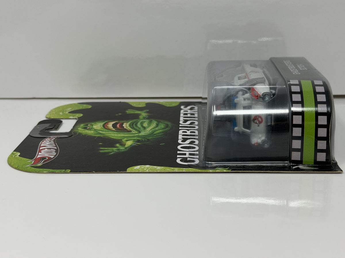 Hot Wheels Retro Entertainment Ghostbusters Ecto-1 1:64 Diecast White V2