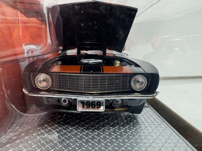 M2 Machines 1969 Chevrolet Camaro Z/28 Fifty 1:24 Diecast
