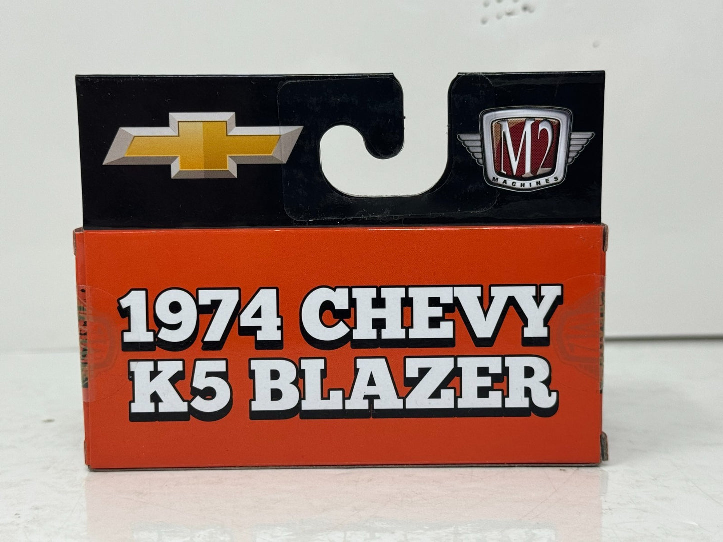M2 Machines 1974 Chevrolet K5 Blazer 4x4 1:64 Diecast