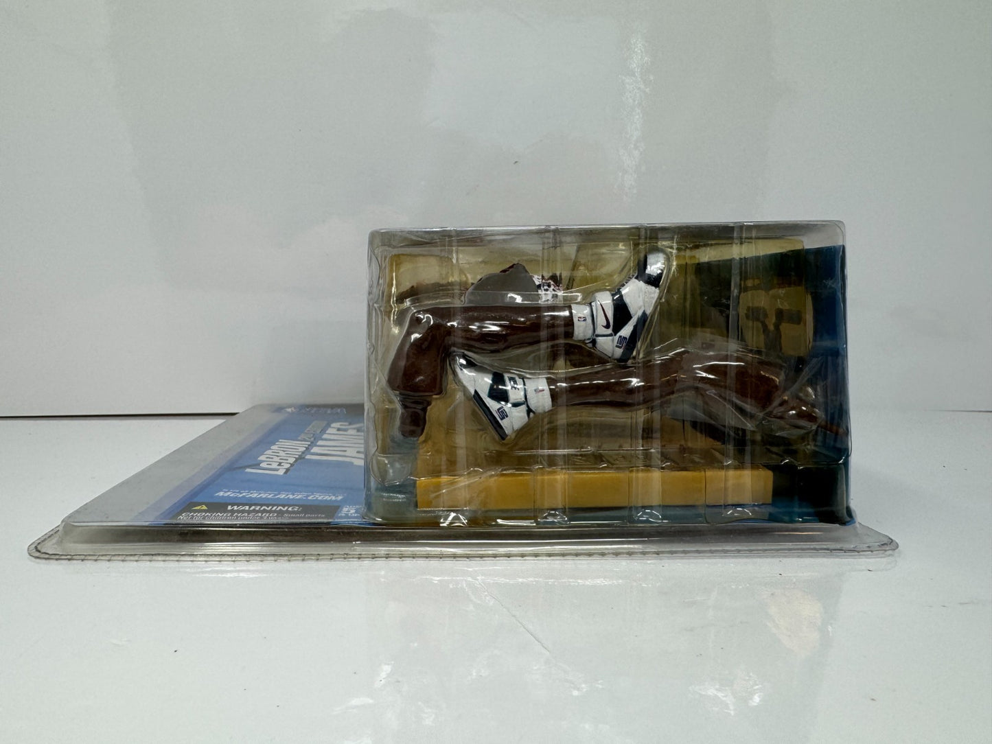 McFarlane NBA Lebron James Cleveland Cavaliers Series 7 Variant Figure