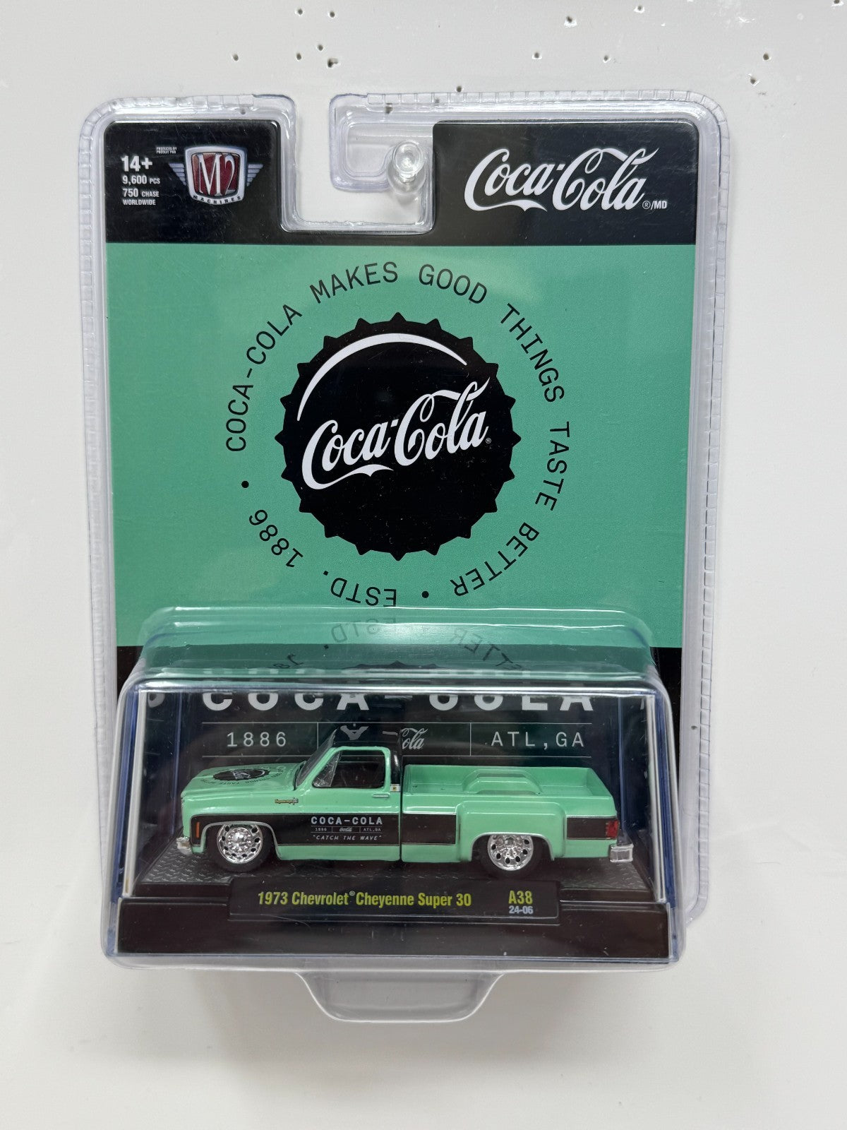 M2 Machines Coca-Cola 1973 Chevrolet Cheyenne Super 30 1:64 Diecast