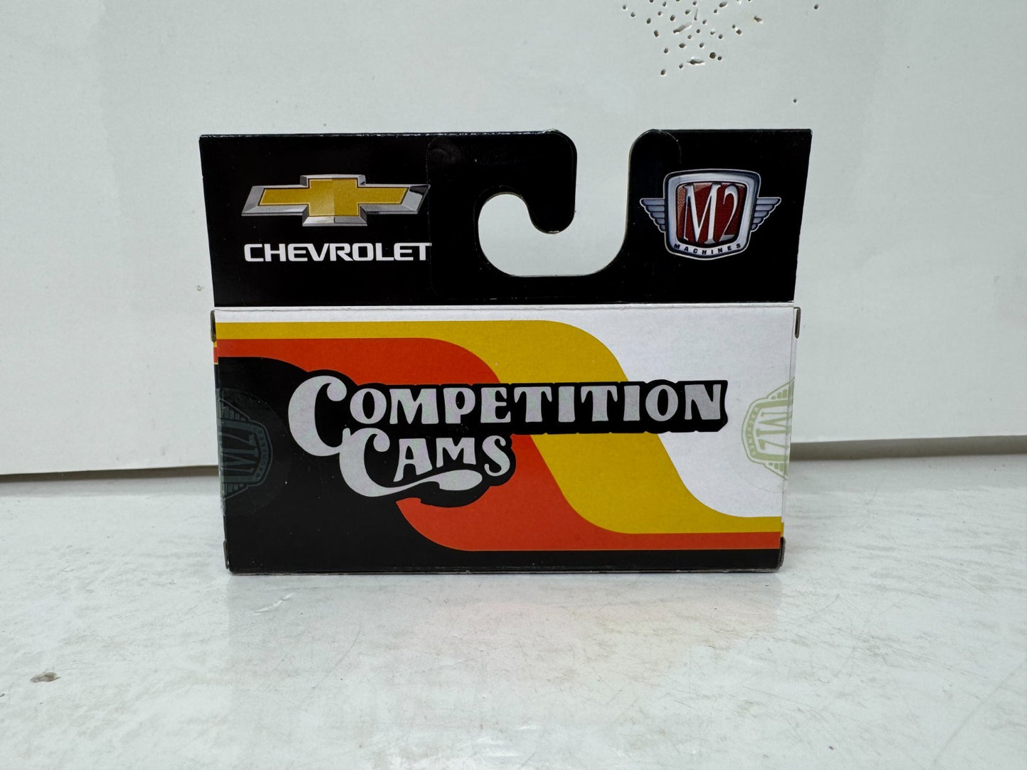 M2 Machines 1971 Chevrolet Van G10 Competition Cams 1:64 Diecast