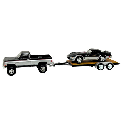Greenlight Hitch & Tow 1986 GMC Sierra Pickup & Corvette Pace Car 1:64 Diecast