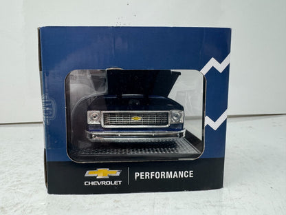 M2 Machines 1973 Chevrolet Cheyenne 10 Performance Truck 1:24 Diecast