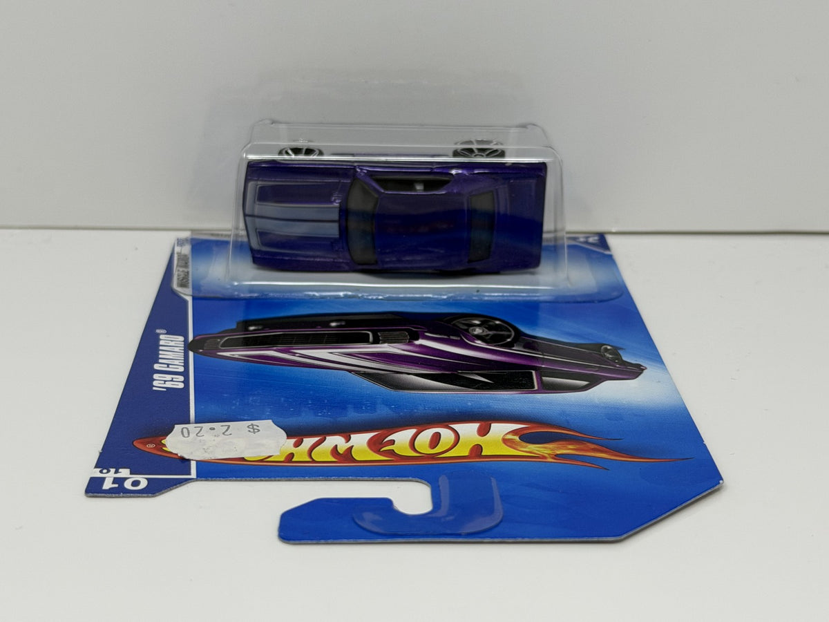 Hot Wheels Muscle Mania 1969 Chevrolet Camaro 1:64 Diecast Purple