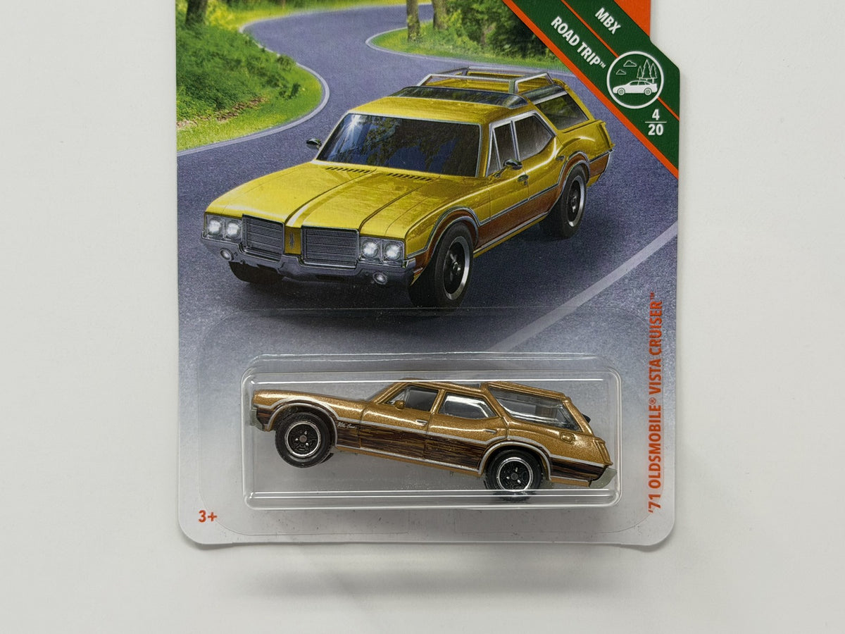 Matchbox Road Trip 1971 Oldsmobile Vista Cruiser 1:64 Diecast