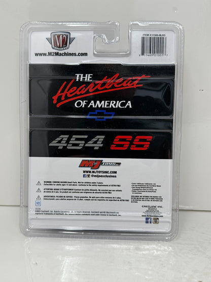 M2 Machines Heartbeat of America 1991 Chevrolet C1500 SS 454 1:64 Diecast