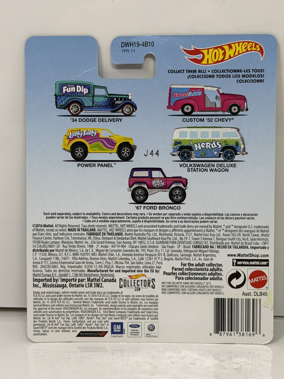 Hot Wheels Nerds Volkswagen Deluxe Station Wagon 1:64 Diecast Real Riders