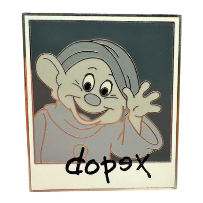 Disney Dopey Chaser Characters and Cameras Trading Pin DC1S12 LE 250