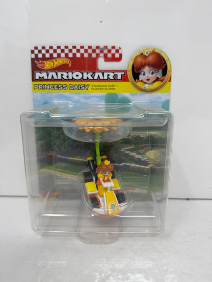 Hot Wheels Mario Kart Princess Daisy Standard Kart + Flower Glider 1:64 Diecast