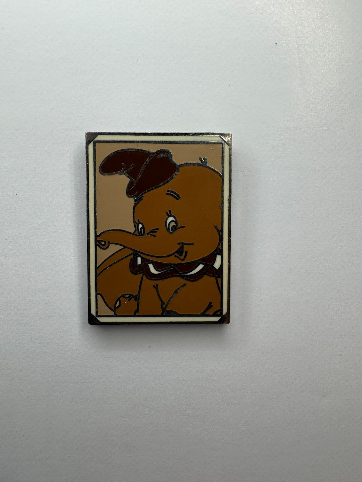 WDW Disney Dumbo Black/White & Sepia Snapshots Trading Pin DC1S2