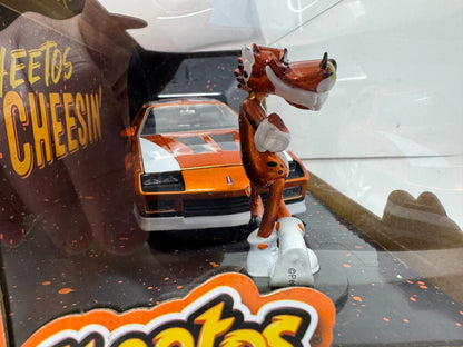 Jada Cheetos 1985 Chevy Camaro Z28 IROC 1:24 Diecast with Chester Cheetah Figure