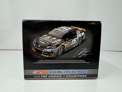 Action NASCAR Clint Bowyer #15 Peak Duck Dynasty 2013 Toyota Camry 1:24 Diecast