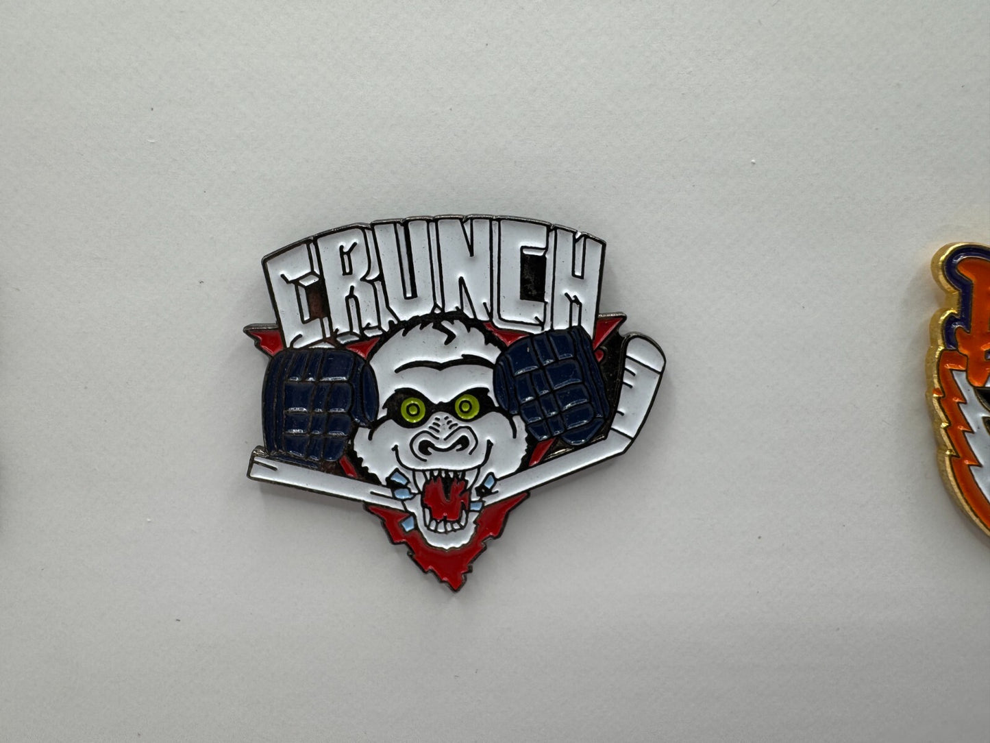 Syracuse Crunch AHL Hockey Team Logo Lapel Pin UDT1