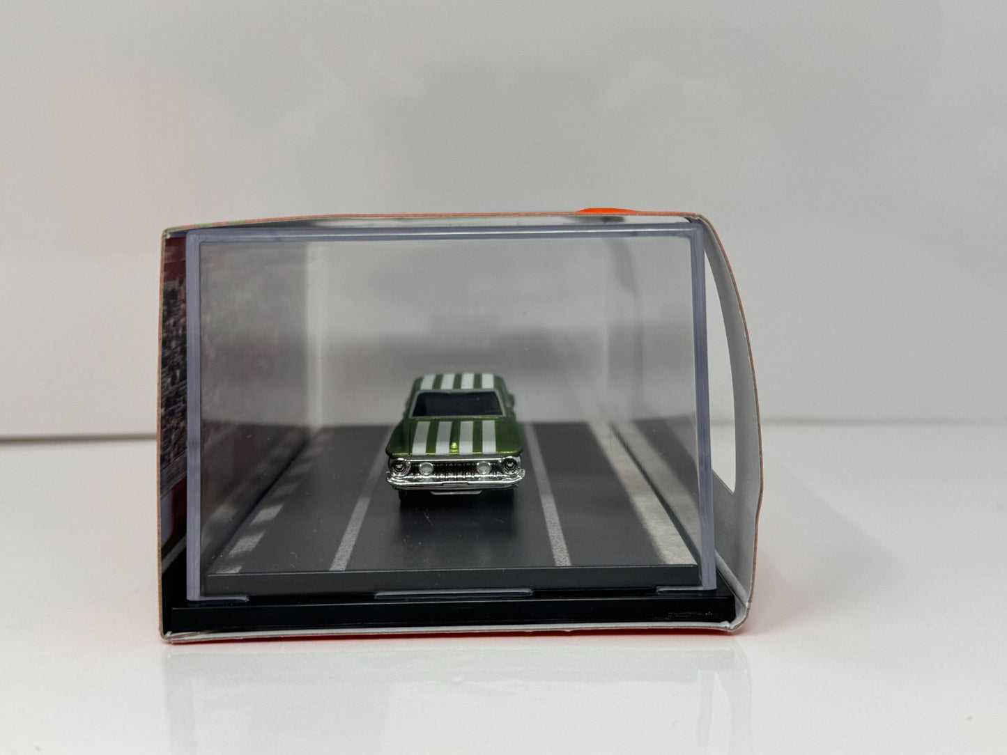Matchbox Collectors 1962 Plymouth Savoy 1:64 Diecast Mattel Creations