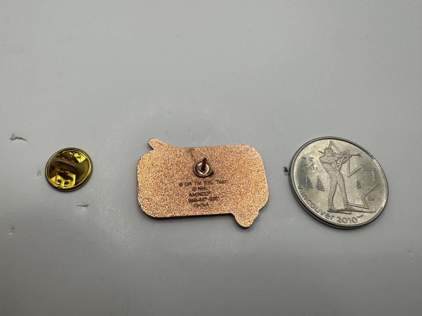 Washington Capitals Coaching Board NHL Hockey Lapel Pin