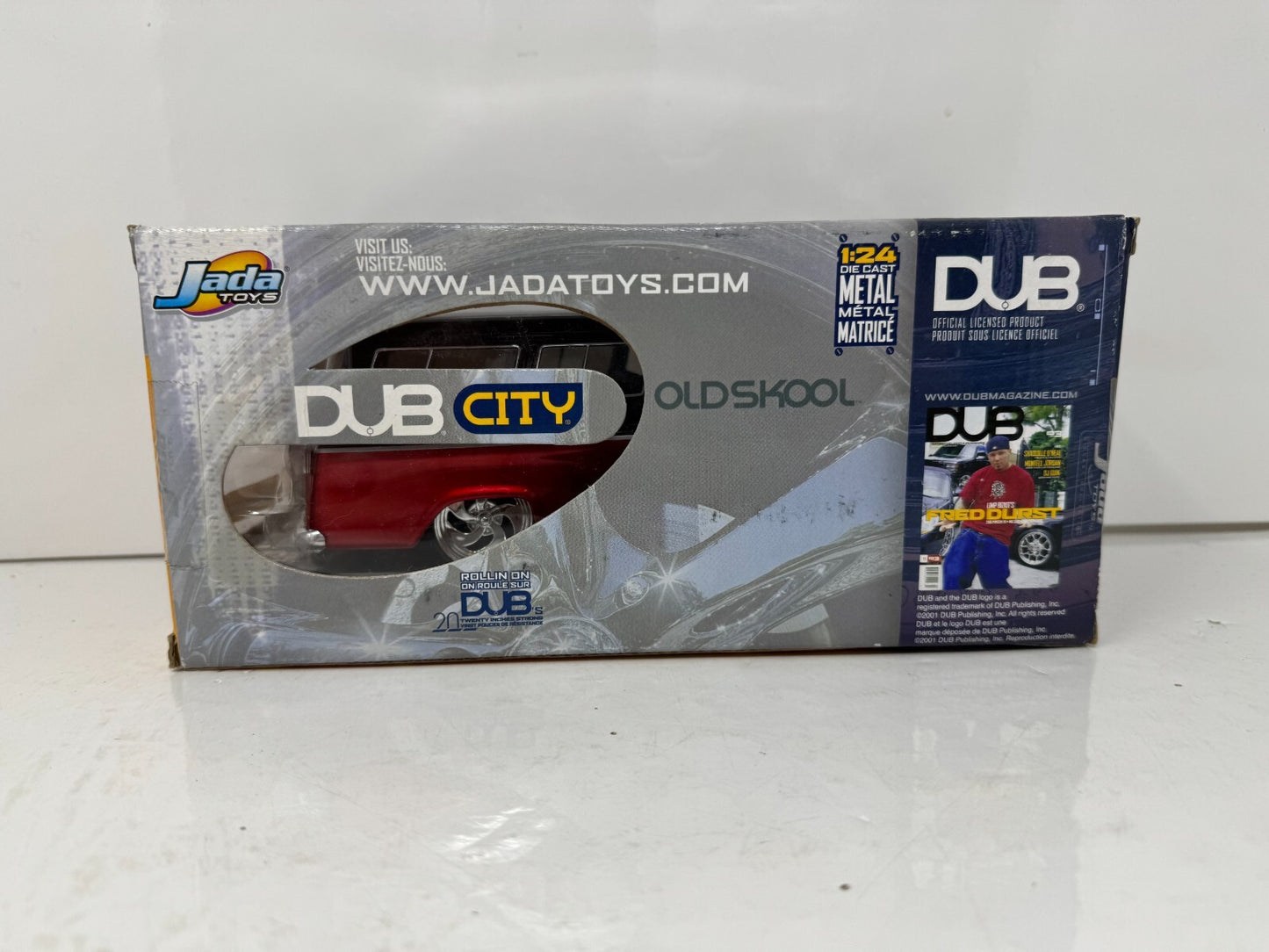 Jada Dub City 1957 Chevy Suburban 1:24 Diecast Colorado Custom Wheels 22 Inch