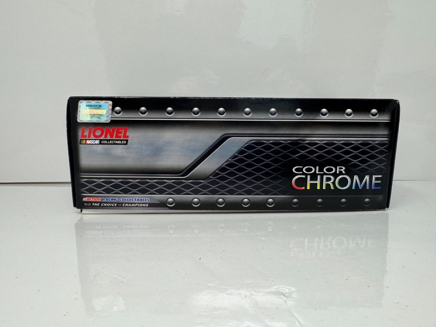 Lionel NASCAR Kasey Kahne #5 Farmers Insurance Color Chrome 2012 1:24 Diecast