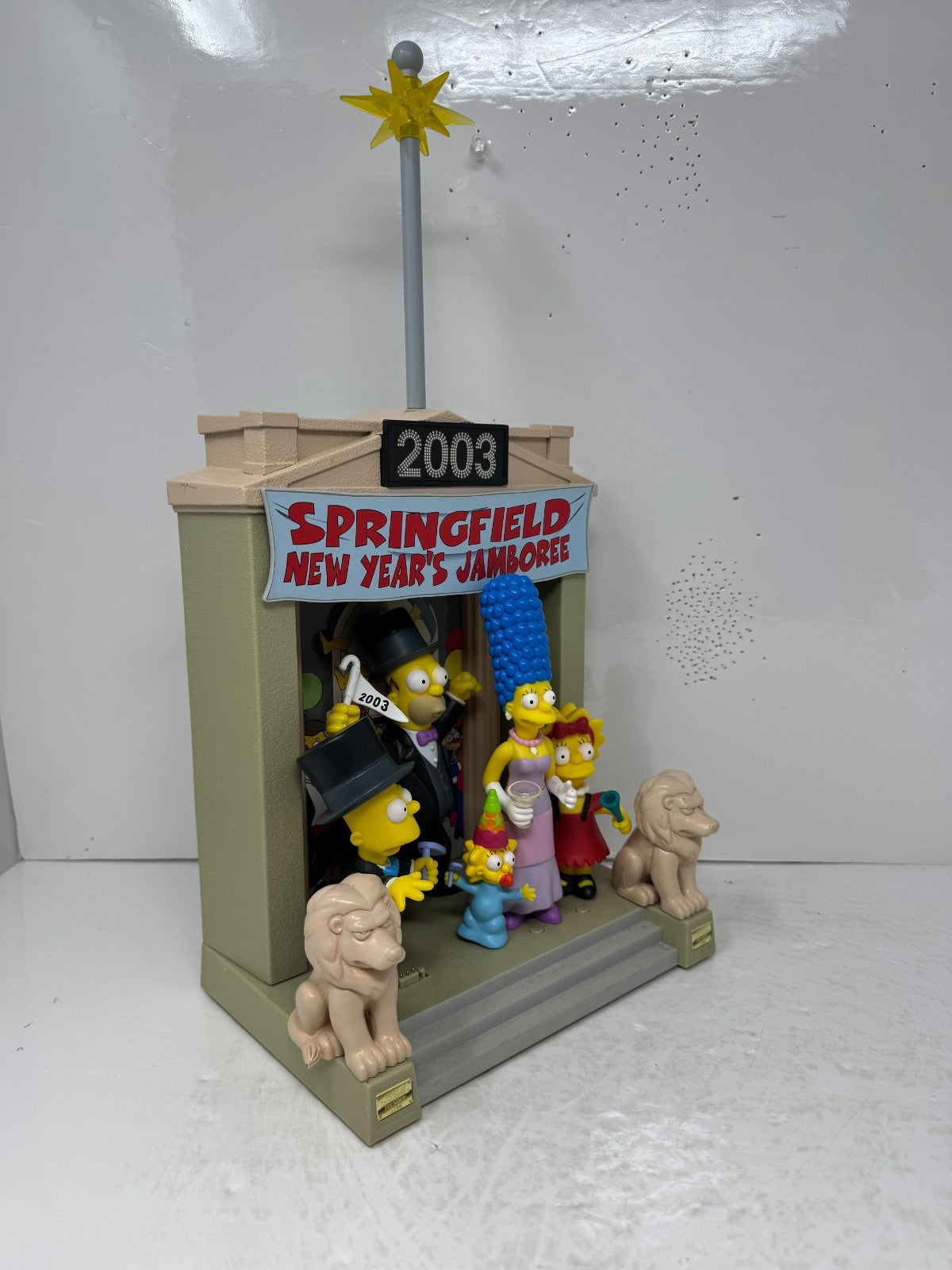 Simpsons World of Springfield New Years Town Square Set Playmates Diorama