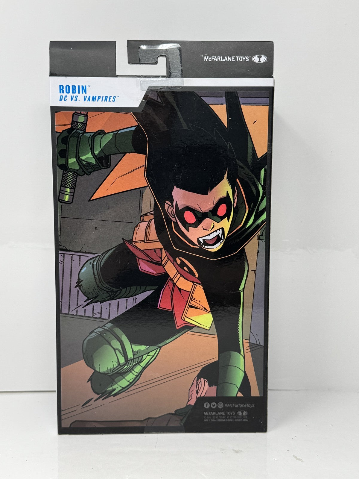 McFarlane DC Multiverse Robin DC vs Vampires Gold Label Action Figure