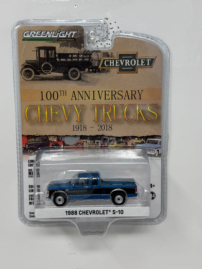 Greenlight 1988 Chevrolet S-10 100th Anniversary Chevy Trucks 1:64 Diecast