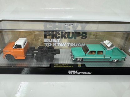 M2 Machines Chevrolet C60 Truck & 1974 Chevrolet Cheyenne Super 30 1:64 Diecast