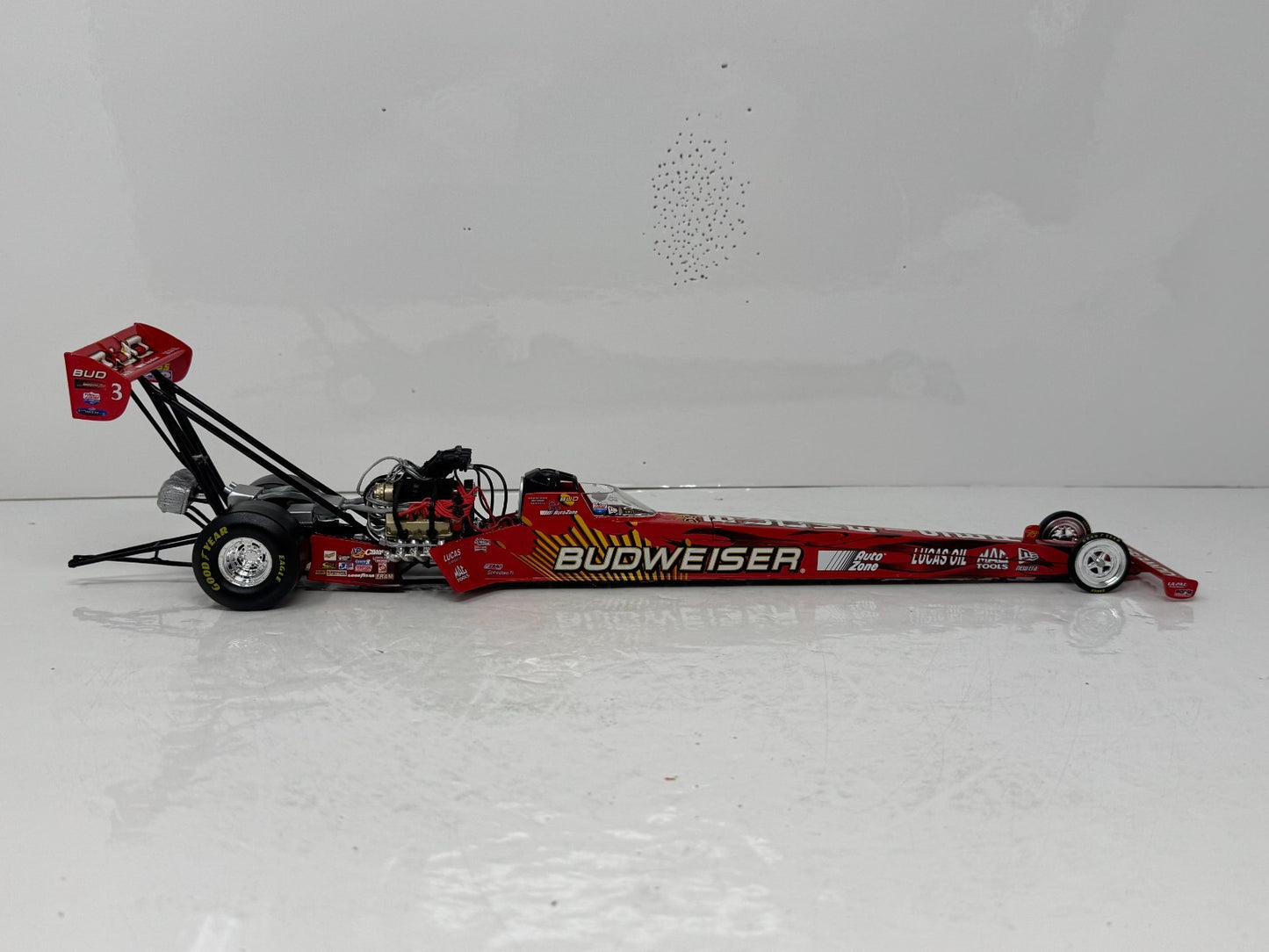 Action NHRA Brandon Bernstein Budweiser AUTO 2005 Top Fuel Dragster 1:24 Diecast
