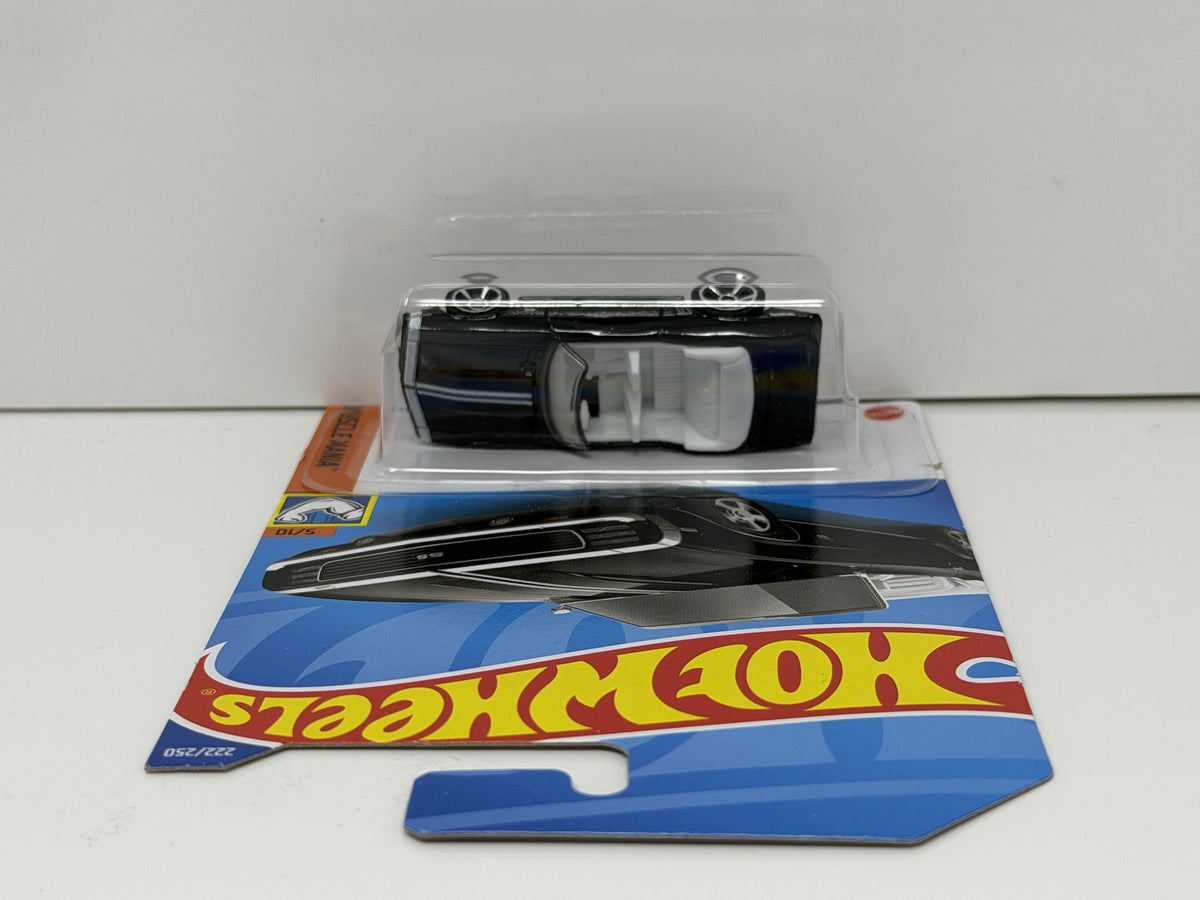 Hot Wheels Muscle Mania 1969 Chevrolet Camaro Convertible 1:64 Diecast Black