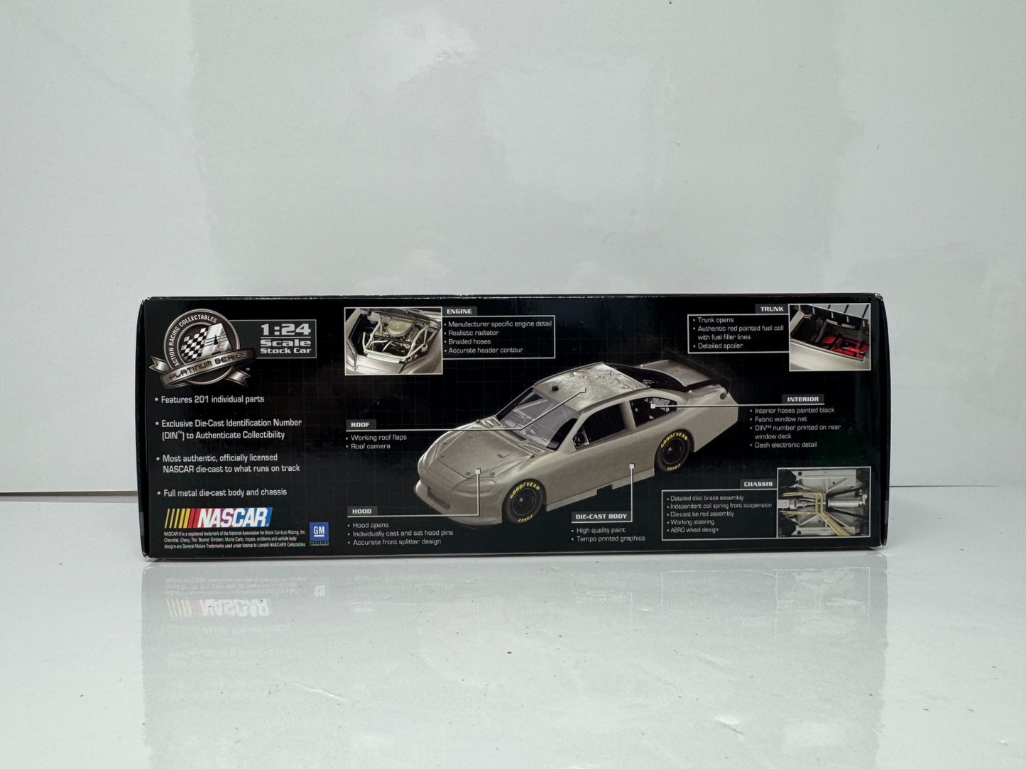 Lionel NASCAR Kasey Kahne #5 Rockwell Tools 2012 Chevrolet Impala 1:24 Diecast