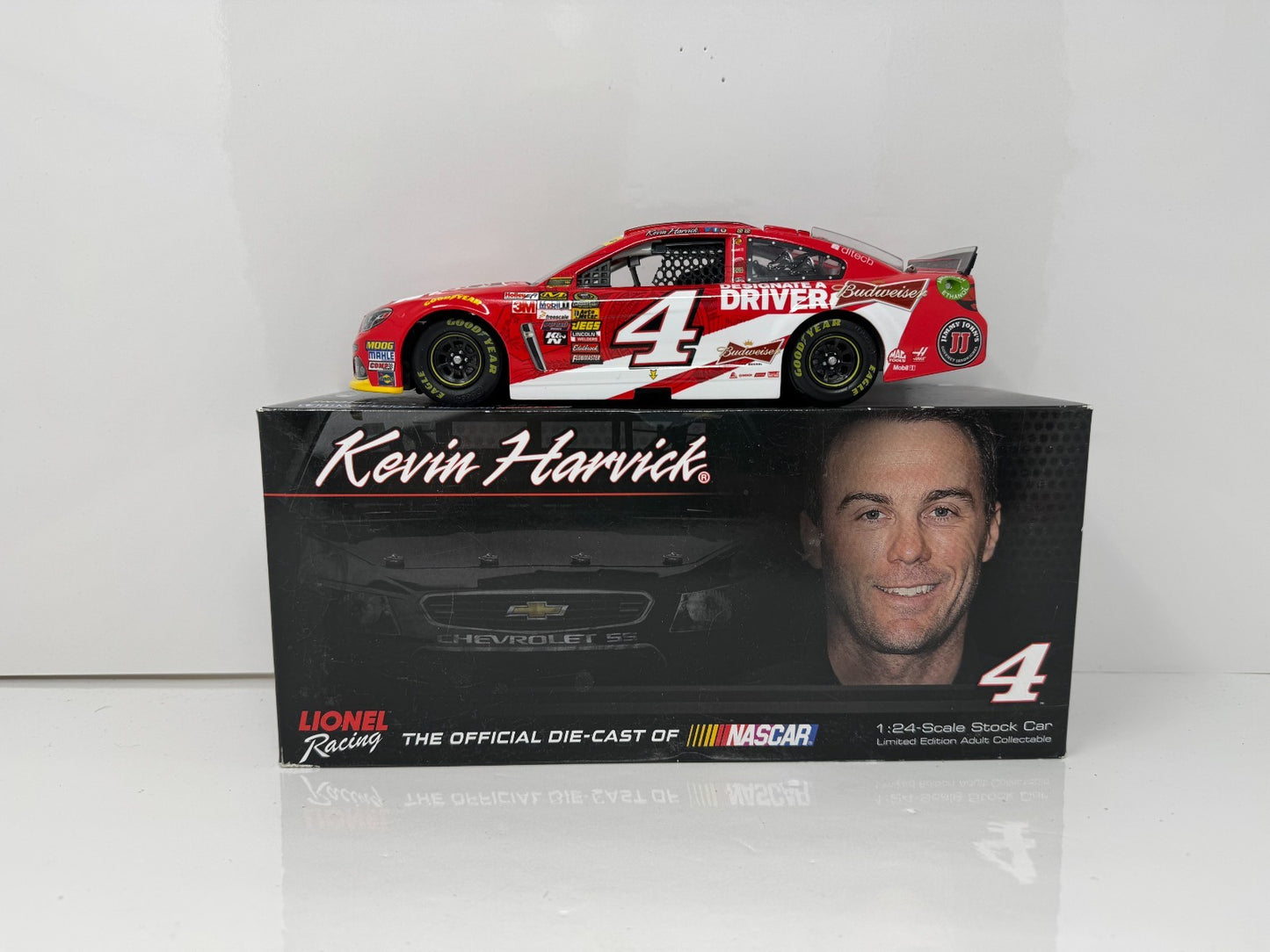 Lionel NASCAR Kevin Harvick #4 Budweiser Designate A Driver 2014 SS 1:24 Diecast