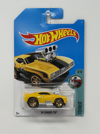 Hot Wheels Tooned 1969 Chevrolet Camaro Z28 1:64 Diecast Yellow